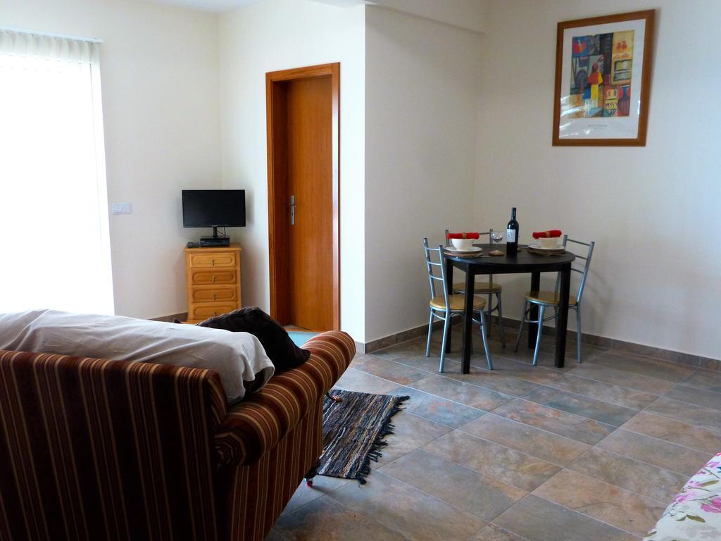 Vivenda Linda Vista Apartment Porto Da Cruz Ngoại thất bức ảnh